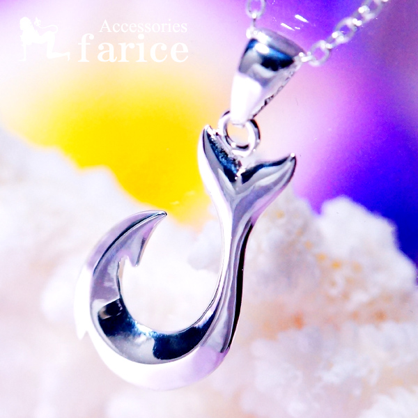 &starf;商品のサイズ&starf; 全長約30mm×横幅最大約13mm×厚み約2mm 重さ約1.3g & starf;素材&starf; シルバー925